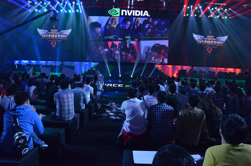 Karmine Corp Blue 成为了 EMEA Masters 2025 夏季赛的冠军